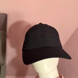 ALO yoga women’s cap